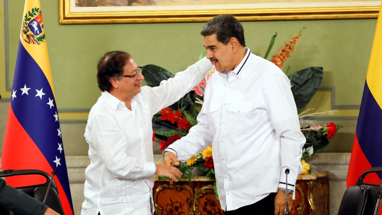 El presidente Gustavo Petro llamó a Nicolás Maduro "dictador".