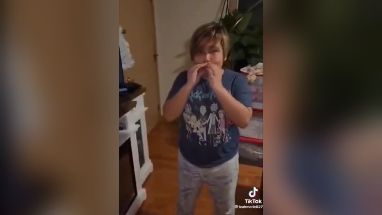 ´La madre les dijo que iba a llamar a emergencias para que lo atendieran.