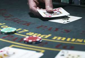 Eso fue en 1977. Kaplan llevó US$1.000 y en nueve meses los había convertido en unos US$35.000. Se graduó en Harvard y con los años siguió jugando Blackjack en todo el mundo.