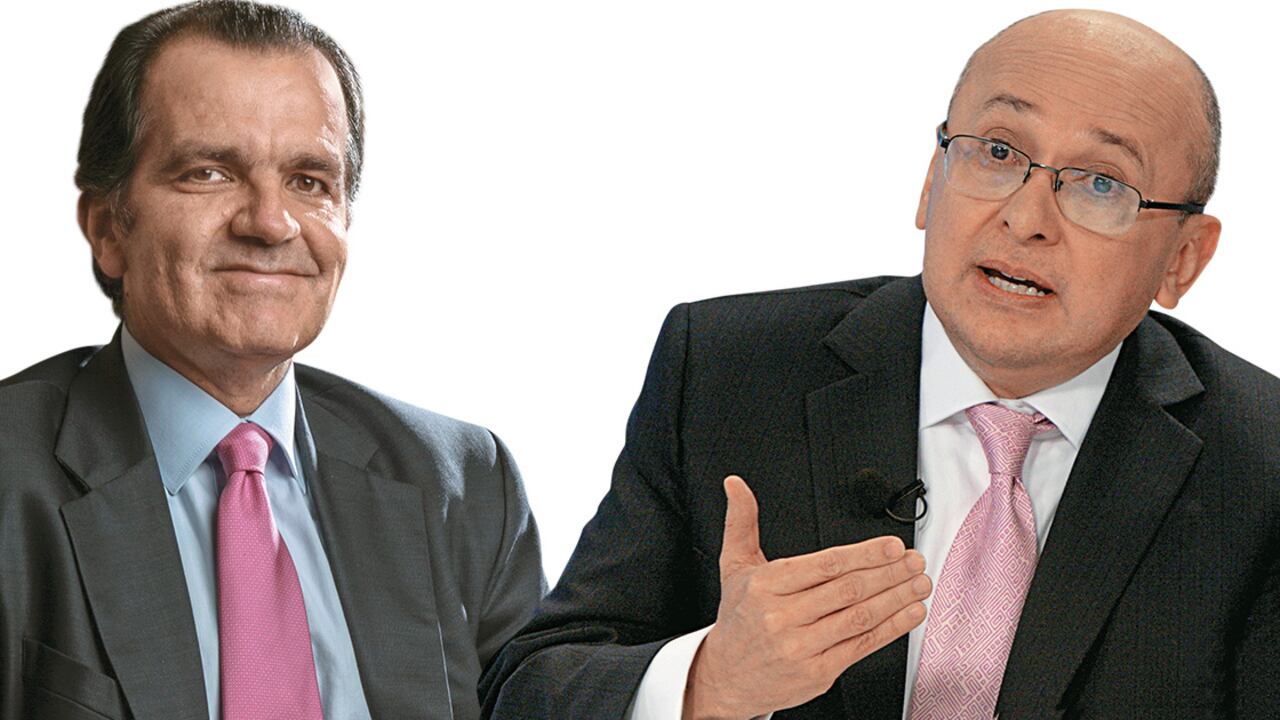 El excandidato Óscar Iván Zuluaga fue llamado a interrogatorio. Como explicó el fiscal esta diligencia es apenas informativa.
El fiscal Eduardo Montealegre puede ser locuaz, mediático e imprudente, pero no consulta sus decisiones con la Casa de Nariño.