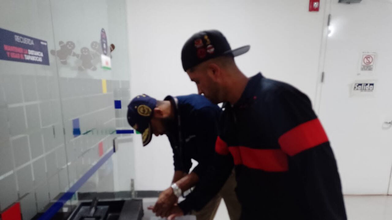 Momento de la reseña de Carlos Alberto Torres Cruz, alias Costa o Sower.