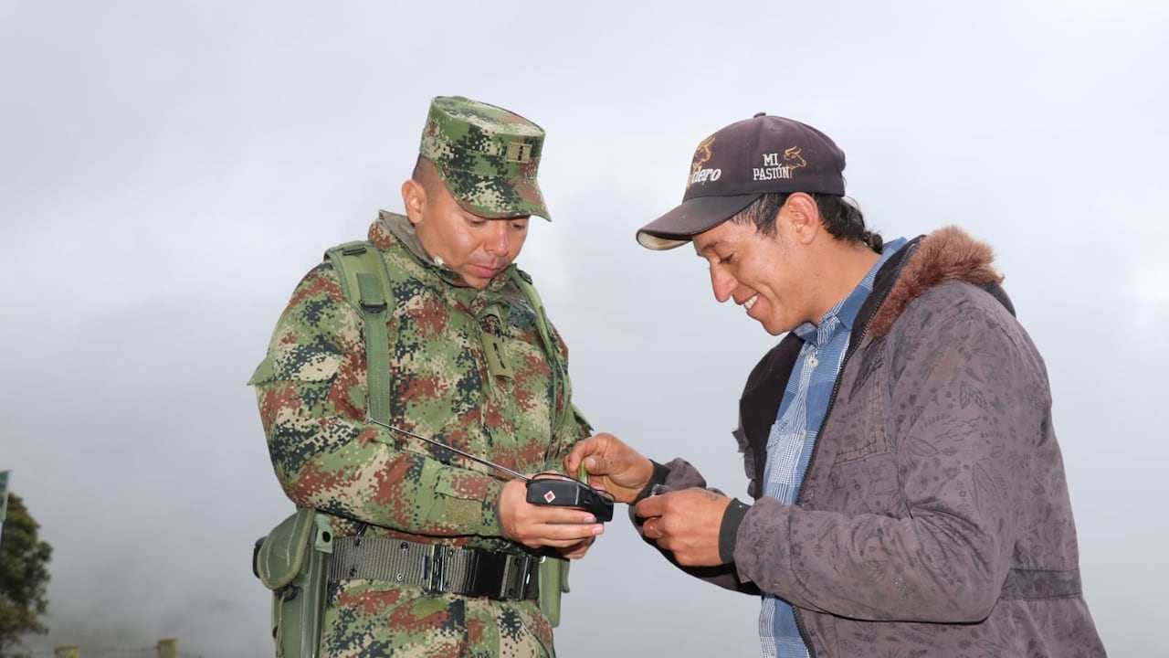 Esta labor se suma a la disposición del Ejército de la emisora móvil Colombia Estéreo 90.7