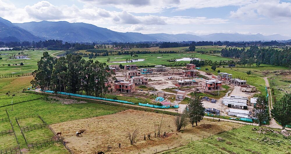 La obra está frenada y rodeada de supuestas irregularidades. 