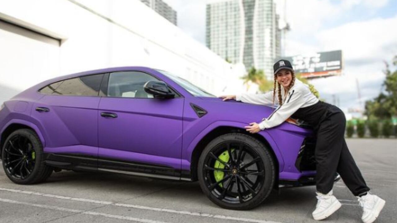 La cantante barranquillera confirmó que estará regalando uno de sus autos de lujo.