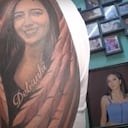 Padres de Debanhi Escobar, fallecida hace 6 meses quisieron rendir homenaje a su hija, y la plasmaron en un tatuaje.
"Ya la llevábamos en el corazón, ahora la llevo en el brazo", sentenció el padre.