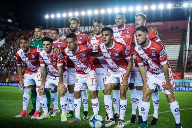 Pese a su pasado glorioso y la fama de su cantera, Argentinos Juniors ha sufrido muchos problemas en las últimas décadas.