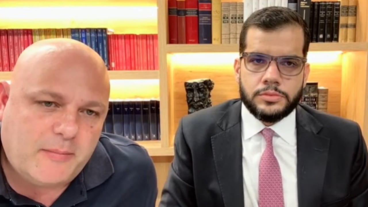 Miguel Quintero Calle junto a su abogado Santiago Trespalacios Carrasquilla.