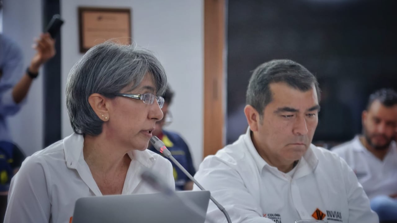 A la fecha, se ha logrado la remoción del 97% del lodo acumulado en la vía, que se
calcula en 77.000 m³.