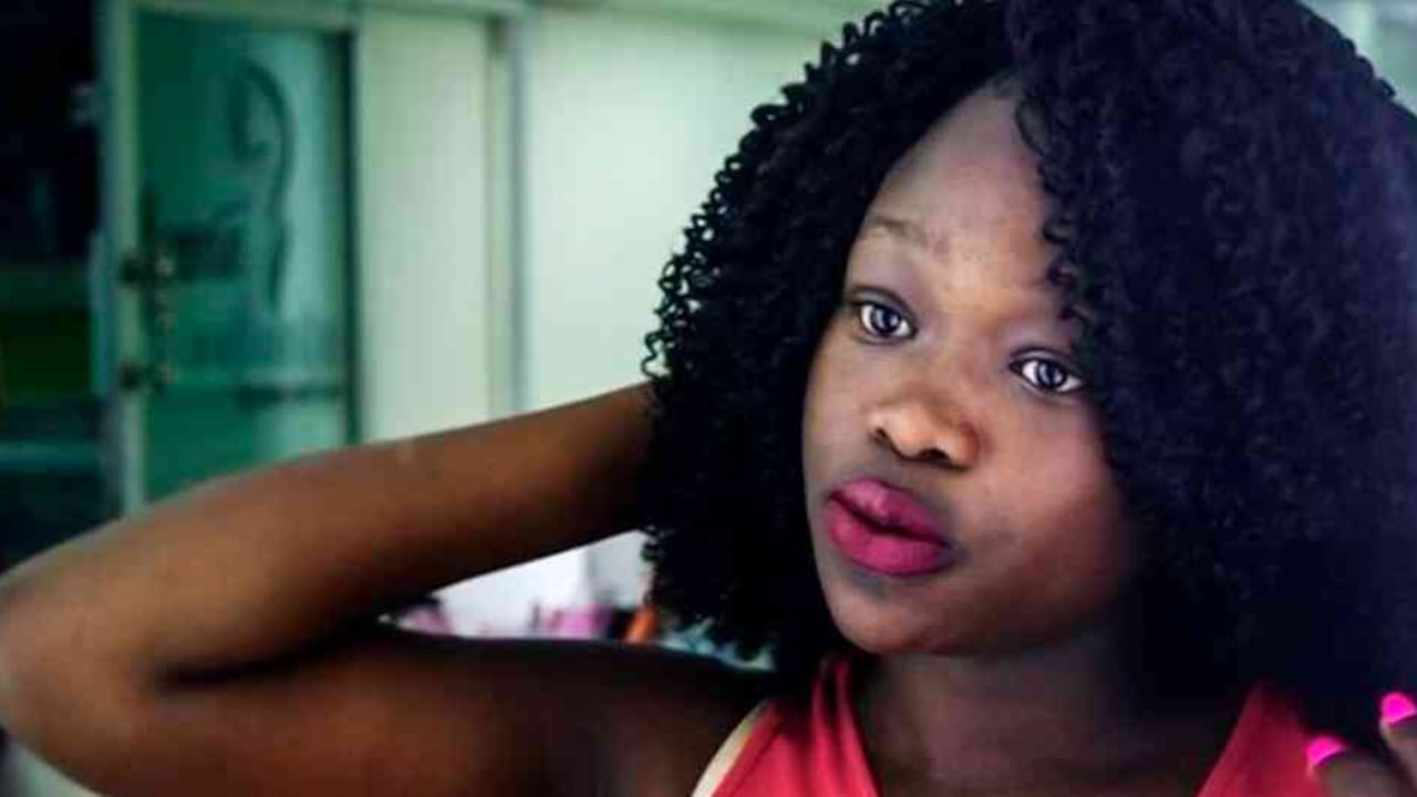 Jane, estudiante, admite que tiene dos "patrocinadores".