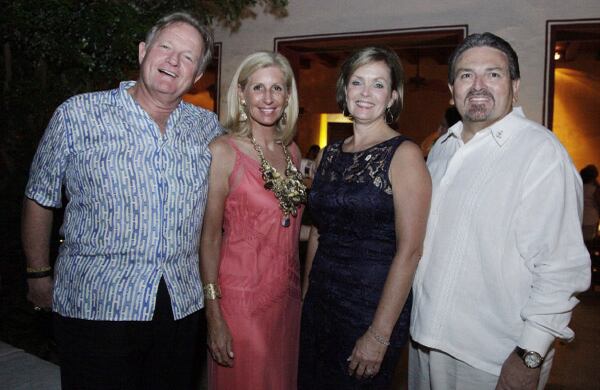 Woods Staton, Erica Roberts , Deborah González-Méndez y Juan Carlos González-Méndez.