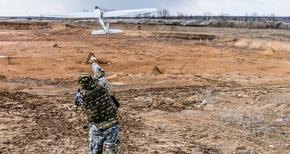 Entre el armamento de Estados Unidos le envío a Ucrania están varios drones.