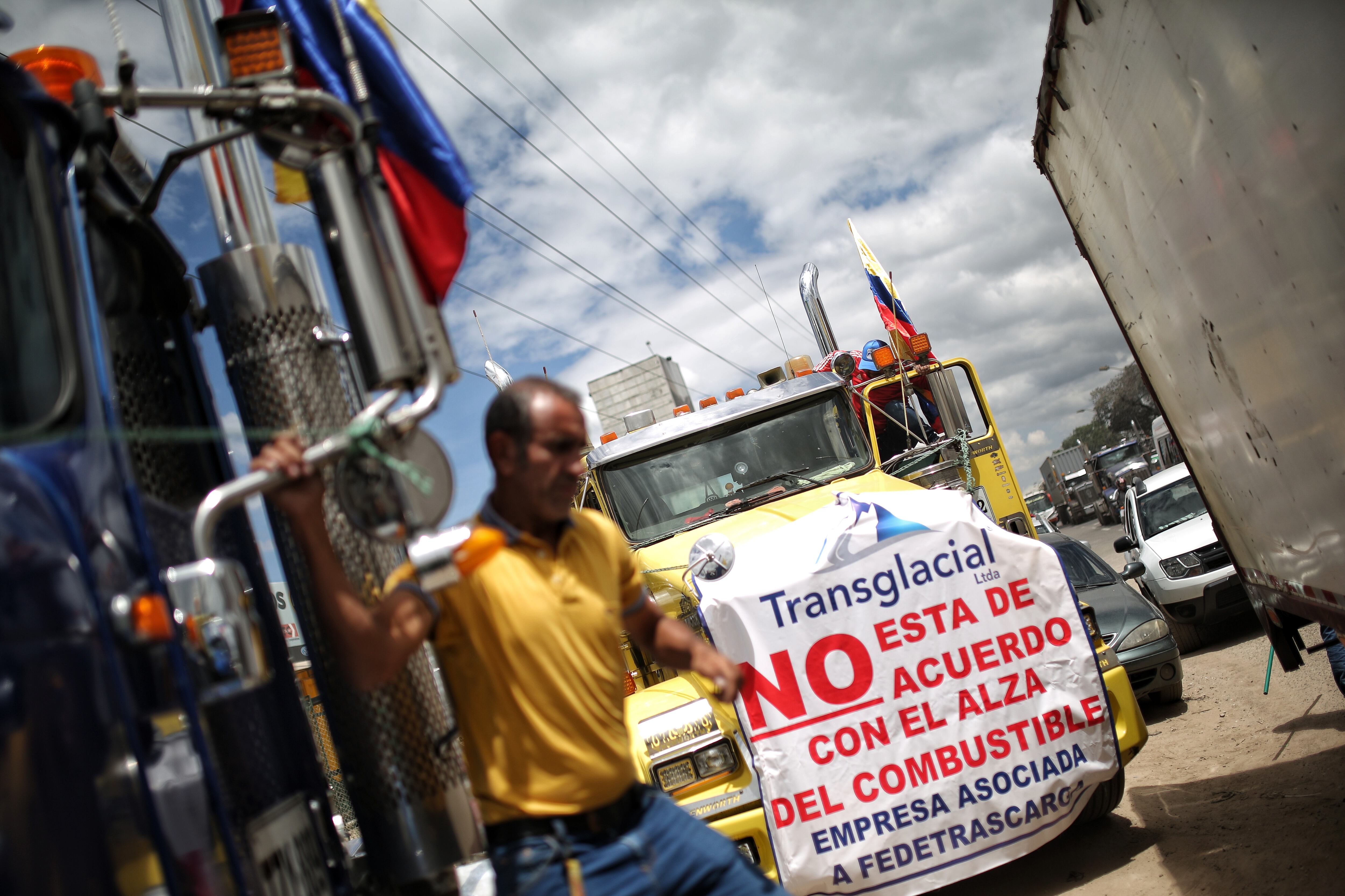 Protestas al gobierno de Gustavo Petro por el incremento en los precios de combustibles