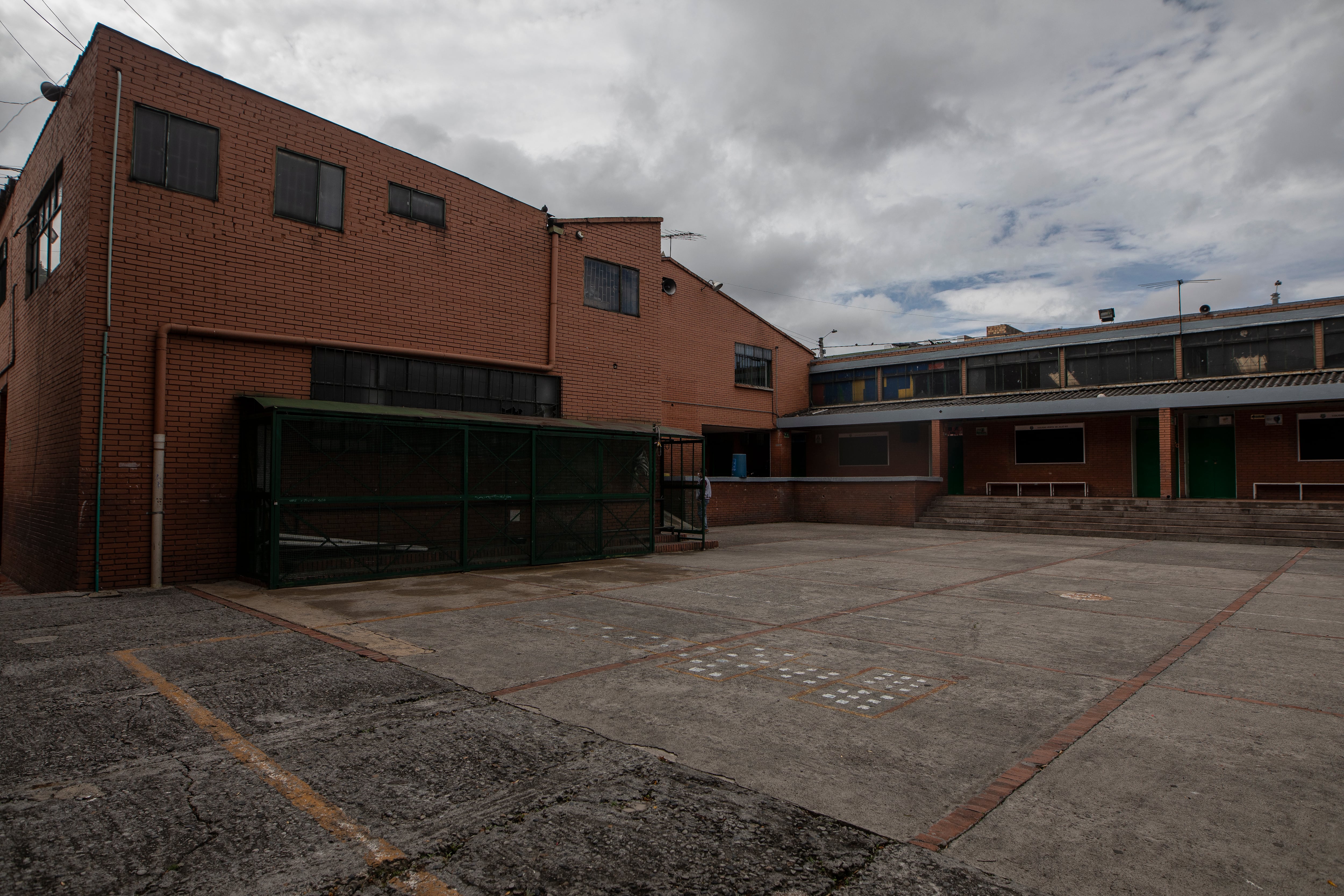 COLEGIO 20 DE JULIO 
BOGOTA
8 OCTUBRE 2020 
FOTO: ESTEBAN VEGA LA-ROTTA
REVISTA SEMANA