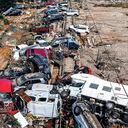 Las trágicas inundaciones en España dejan decenas de muertos y un daño material aún incalculable para la población de Valencia y sus zonas aledañas.