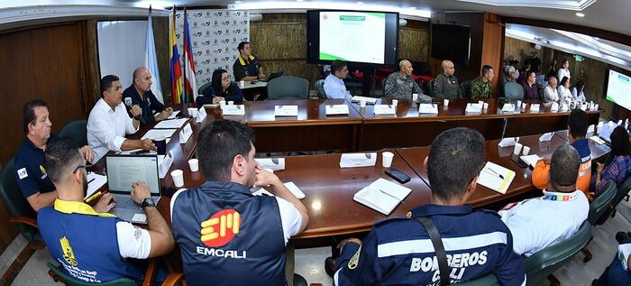 Autoridades en Cali durante el Consejo Municipal de Gestión del Riesgo. Foto: Alcaldía de Cali.