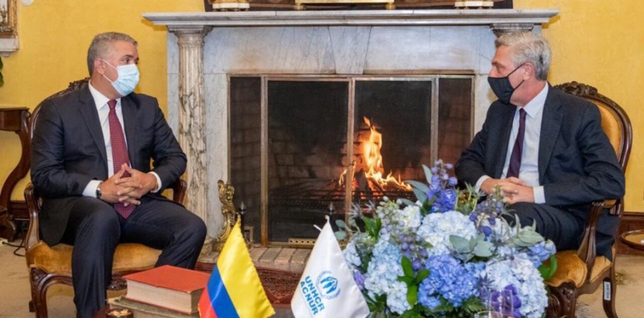 Regularización masiva