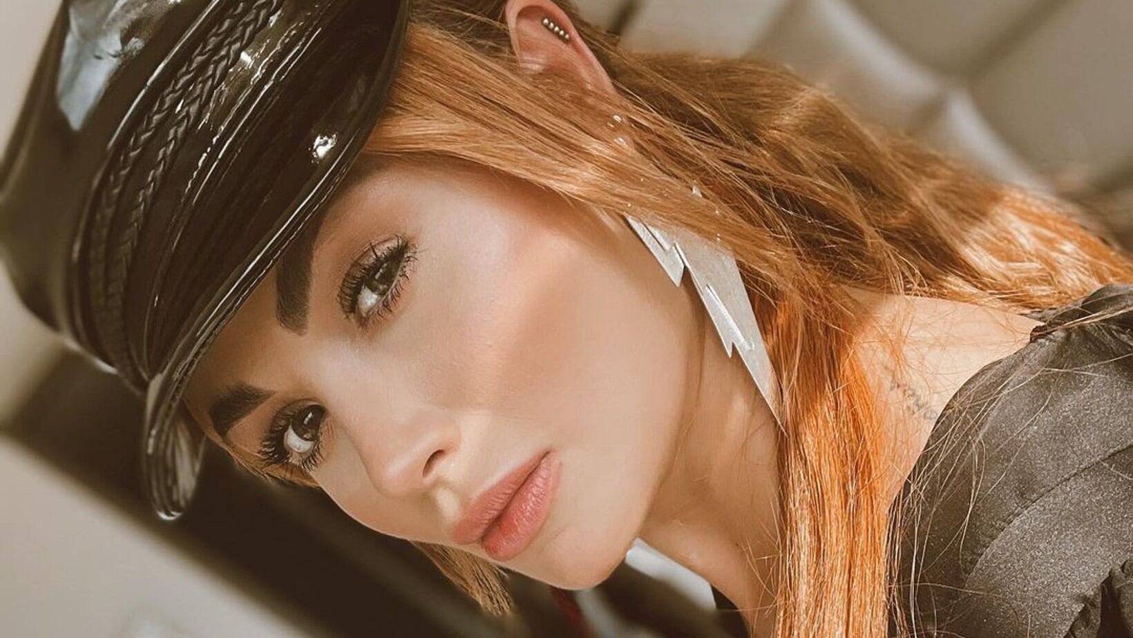 "Asquerosa usted", Sara Uribe explota por insultos que recibió en la calle