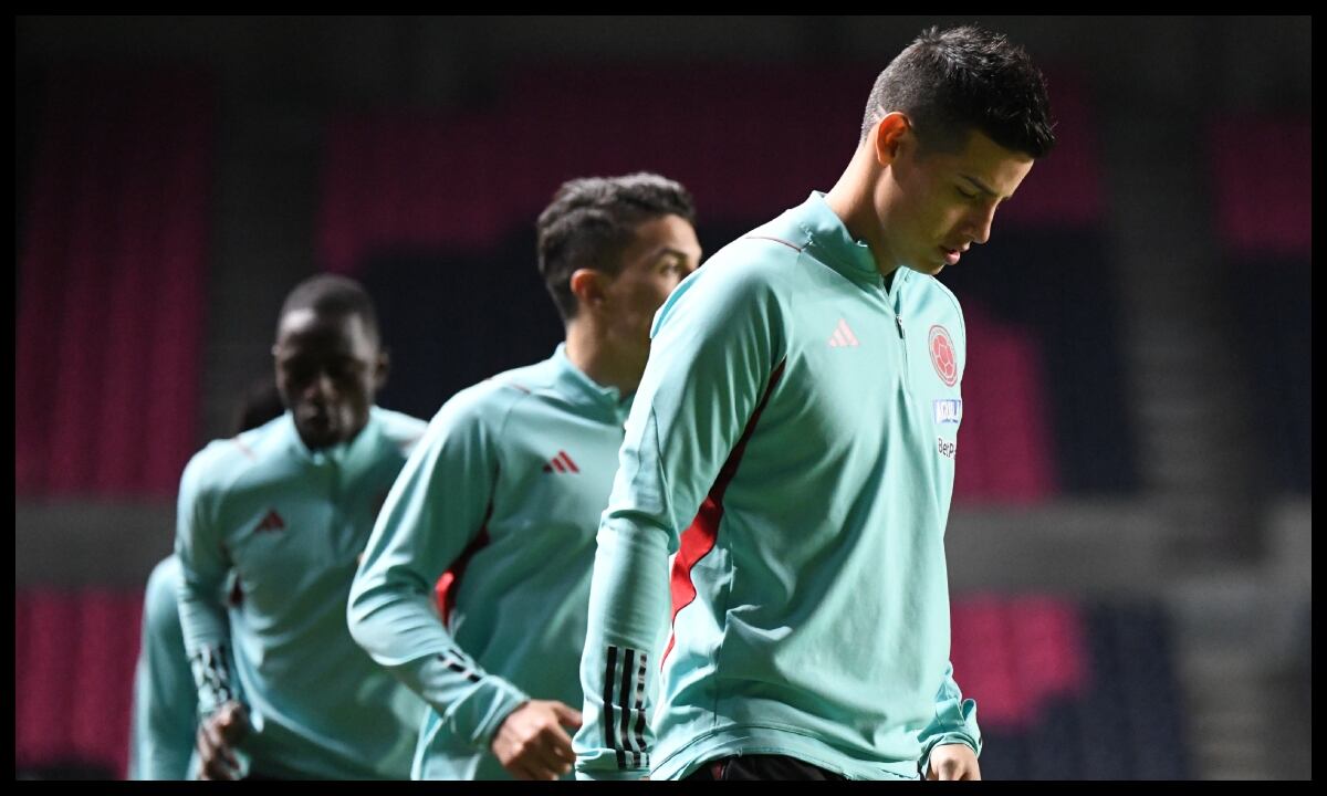 James Rodríguez no terminpo el entrenamiento con la Selección Colombia de cara al duelo con Japón