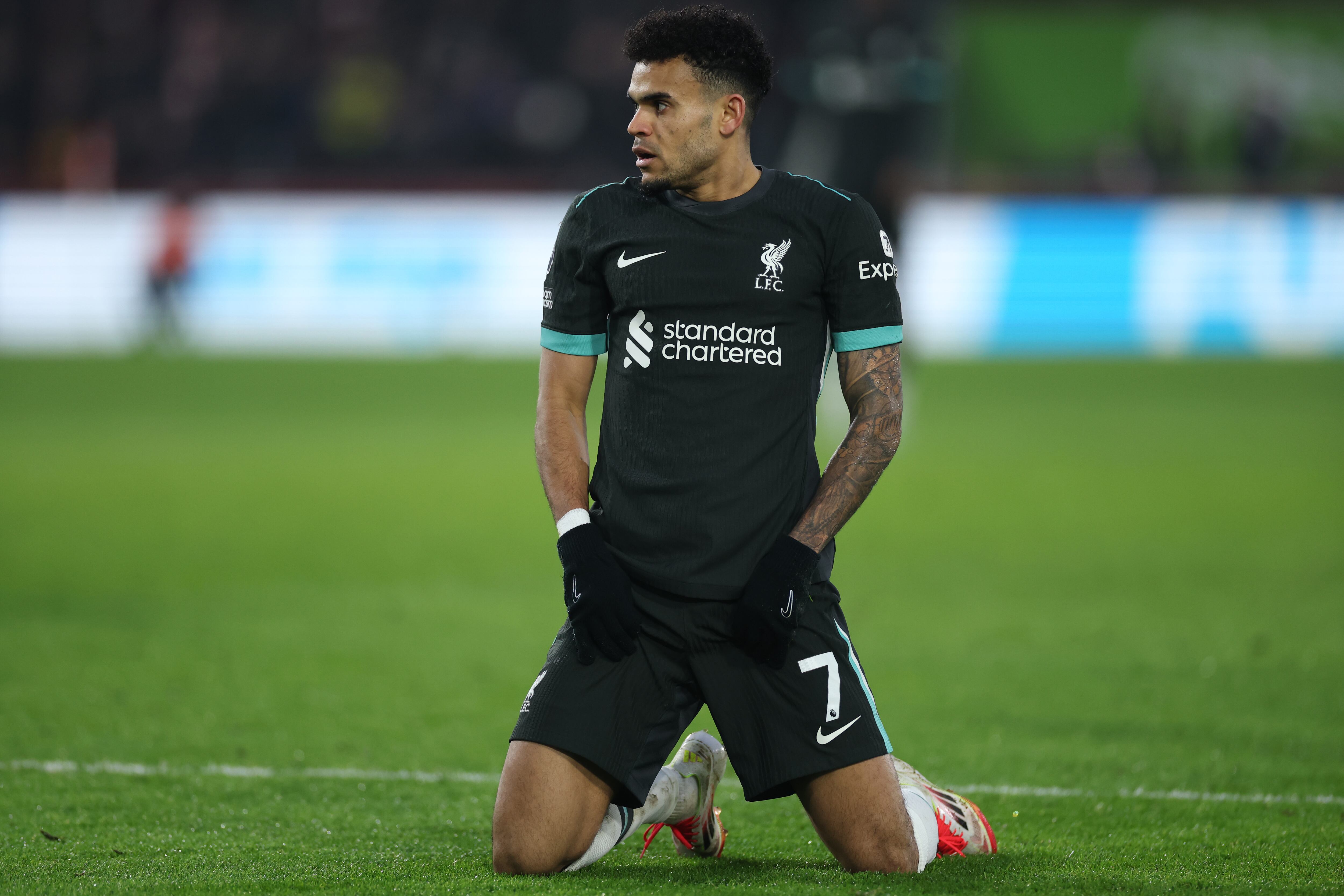 El colombiano estuvo desde el inicio en el juego contra Brentford.