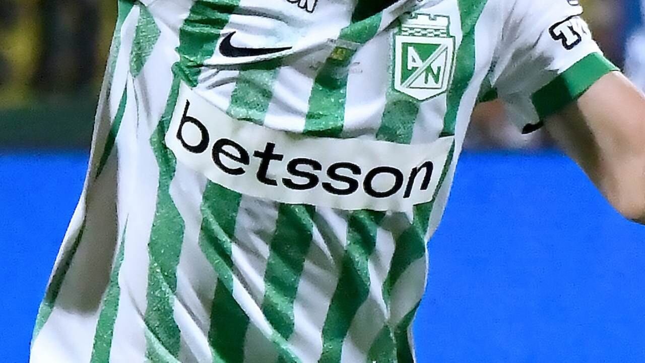 Camiseta de Atlético Nacional.