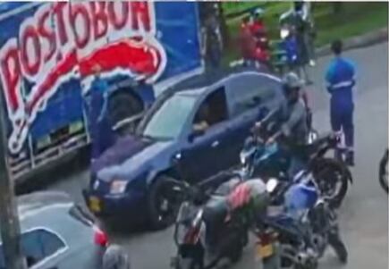 El vehículo que era conducido por William Fernando Cruz González, alias el Hermano.