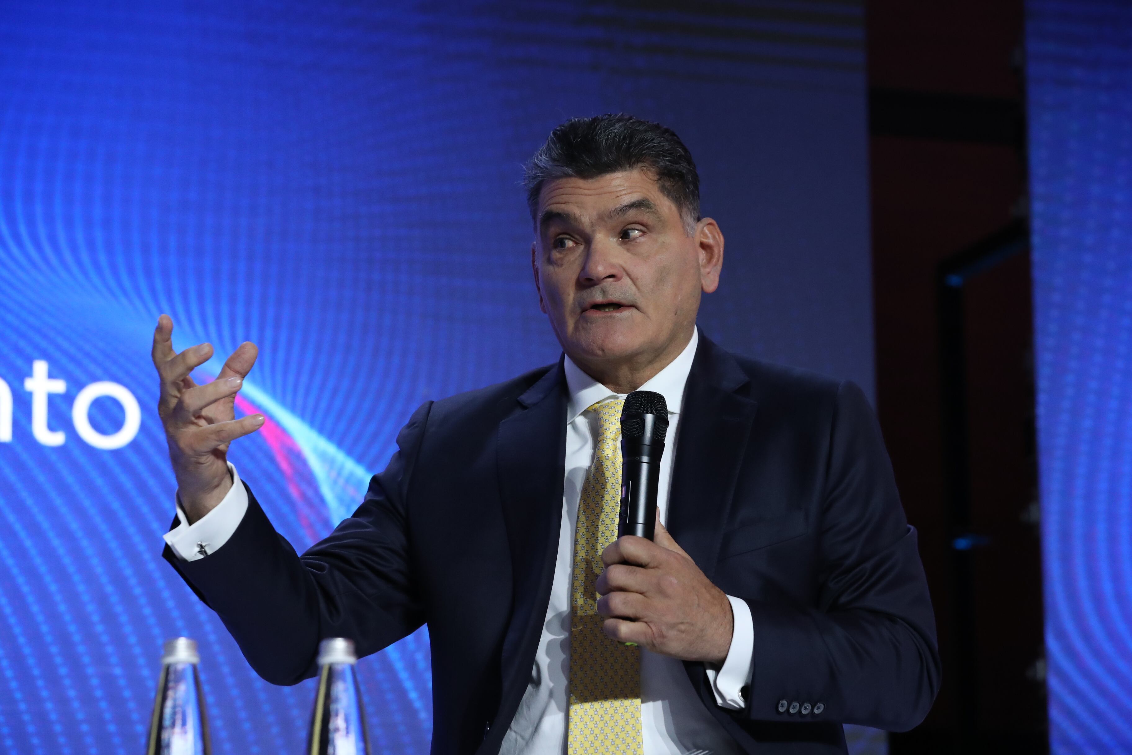 Gran Foro Colombia 2026 ¿Para dónde va el país? Fecha: 4 de febrero de 2026 Colombia decide su futuro: lo que está en juego en 2026 Hernán Penagos Giraldo Registrador nacional del Estado Civil Gregorio Eljach Pacheco Procurador general de Colombia Carlos Hernán Rodríguez Becerra Contralor general de la República Modera: Diego Bonilla Editor de Política de SEMANA