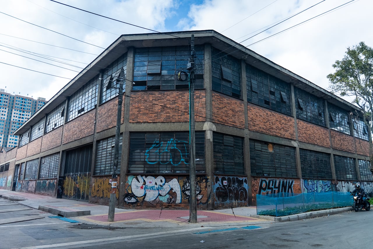 Alcaldía de Bogotá firmó decretó para la transformación de la Zona Industrial de la Ciudad