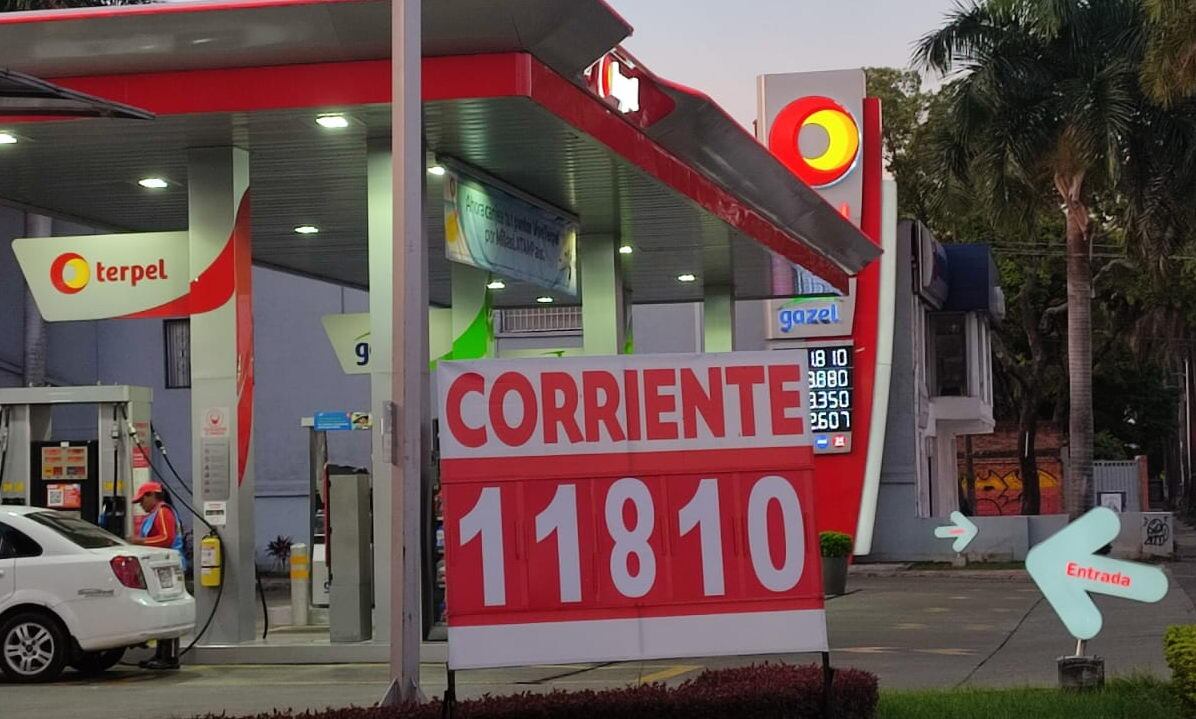 ALZA DE 600 PESOS AL GALÓN DE GASOLINA EN COLOMBIA. CALI QUEDÓ CON UNO DE LOS PRECIOS MAS ALTOS PARA LA GASOLINA EN TODO EL PAÍS.