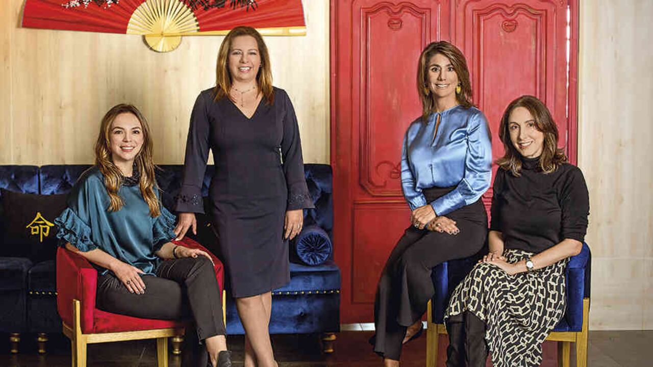 De izquierda a derecha: María del Pilar Barrios, country manager de Unísono; Luzmila Cruz Gaitán, gerente general de Americas BPS; Ana Karina Quessep, presidente de la Asociación Colombiana de BPO y Julia Fernández Velásquez, gerente de Nexa BPO.