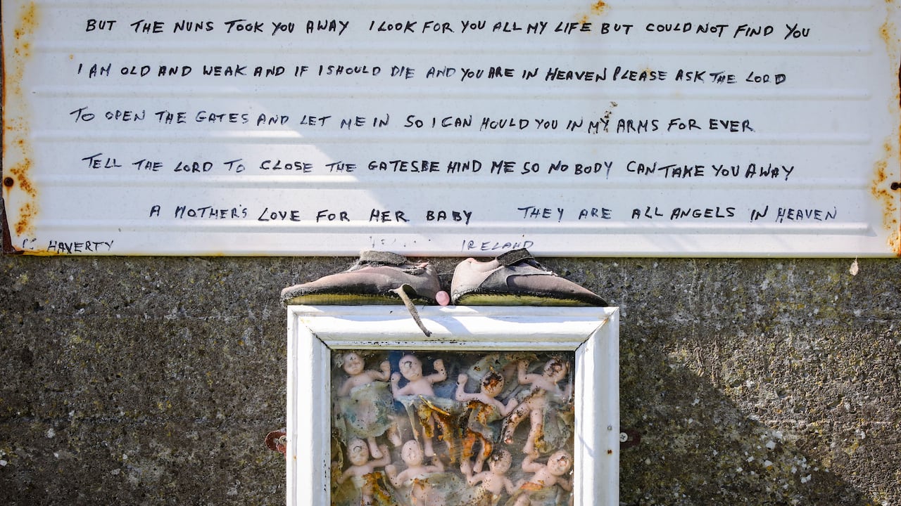 El antiguo Hogar para Madres y Bebés de Santa María, en Tuam, a las afueras de Galway, al oeste de Irlanda.