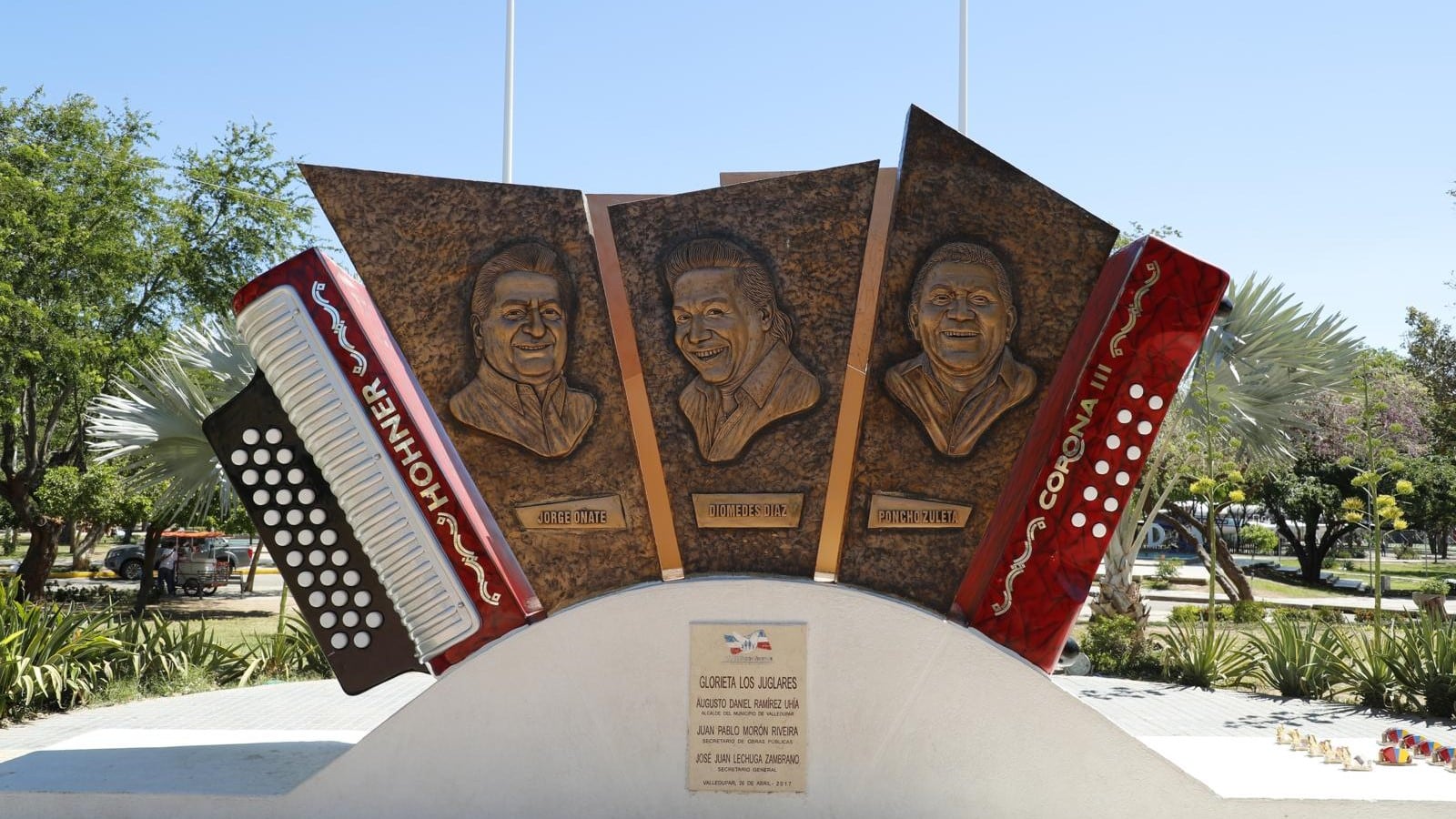 Glorieta Los Juglares, ubicada en el Balneario Hurtado, a orillas del Río Guatapurí.