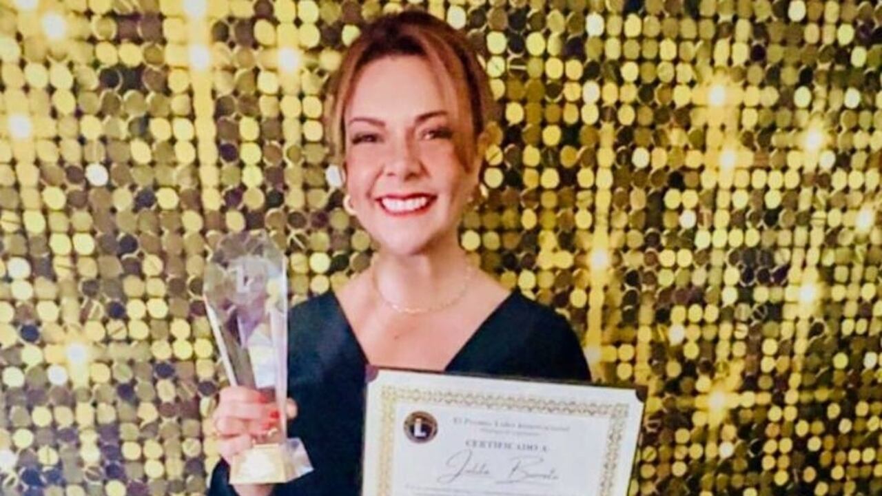 Julita Barreto recibió el reconocimiento de “Líderes Extraordinarios”, otorgado por el Premio Líder Internacional.