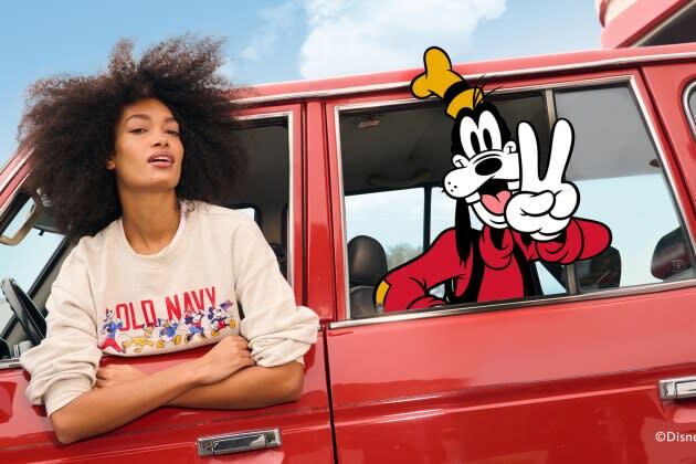 Mickey, Minnie y sus amigos se visten de verano: