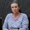 Kathleen Folbigg aparece a través de un enlace de video durante una investigación de condena en el Tribunal Forense de Nueva Gales del Sur en 2019.