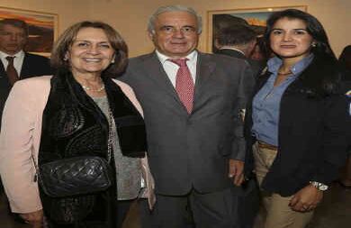 Cristina Pignalosa, Mauricio Russi y Fanny Suárez.