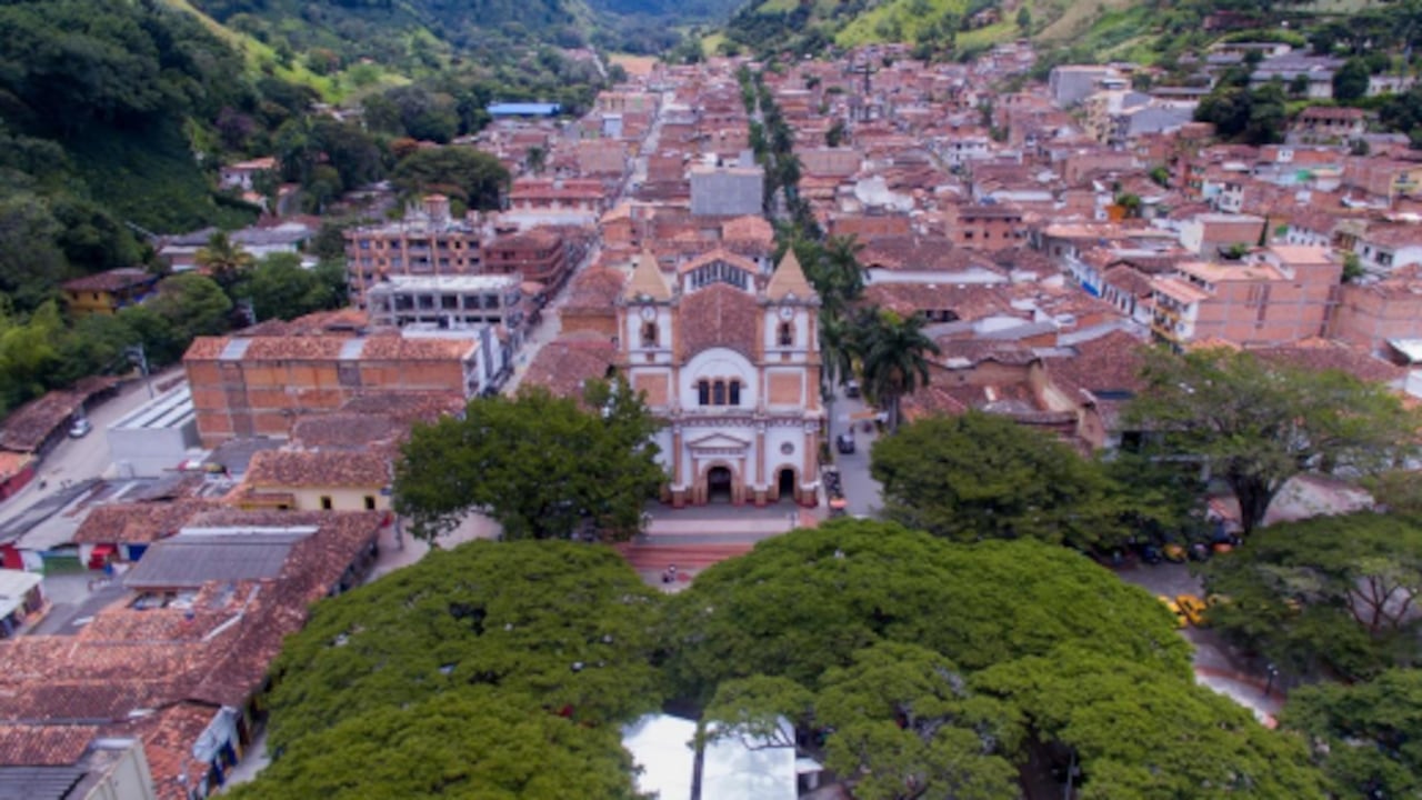 Panorámica del municipio de Ciudad Bolívar, en Antioquia.