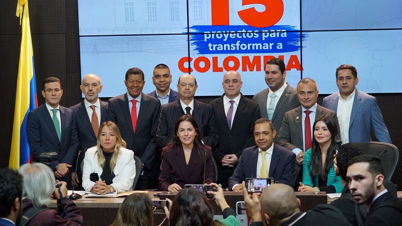 La bancada Cambio Radical anunció la radación de los proyectos.