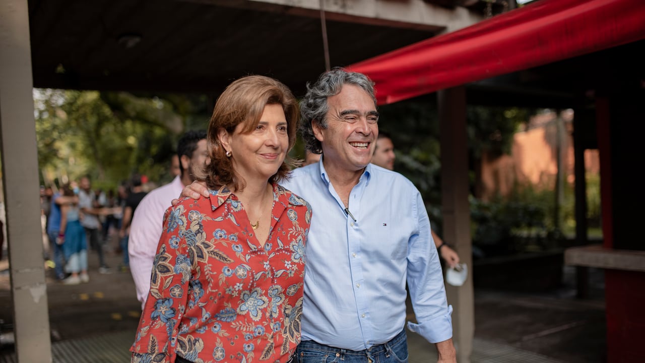 María Ángela Holguín y Sergio Fajardo.