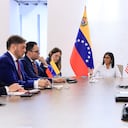 Presidenta Delcy Rodríguez dirige encuentro con delegación de alto nivel proveniente de EE.UU.
