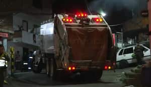 El vehiculo que protagonizo el accidente con víctimas mortales es de Emvarias del Grupo EPM.