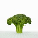 El brócoli contiene una serie de compuestos bioactivos que pueden impedir la acumulación de grasa en el hígado. Foto Gettyimages.