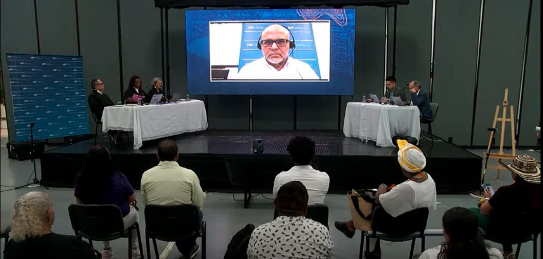 Salvatore Mancuso, excomandante paramiltar, rinde declaración ante la JEP.