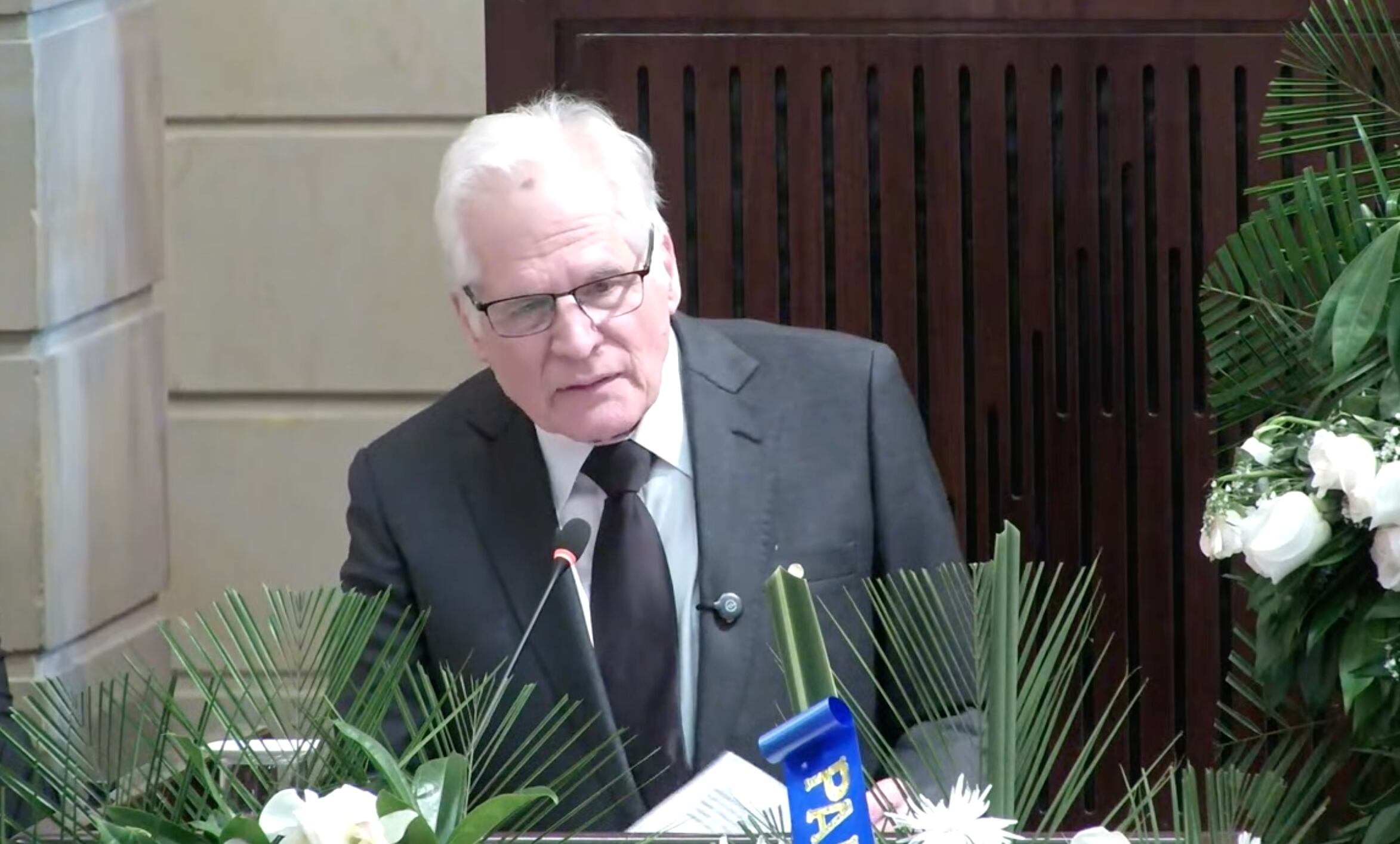 Cámara Ardiente Honorable Senador Miguel Uribe Turbay Q.E.P.D.