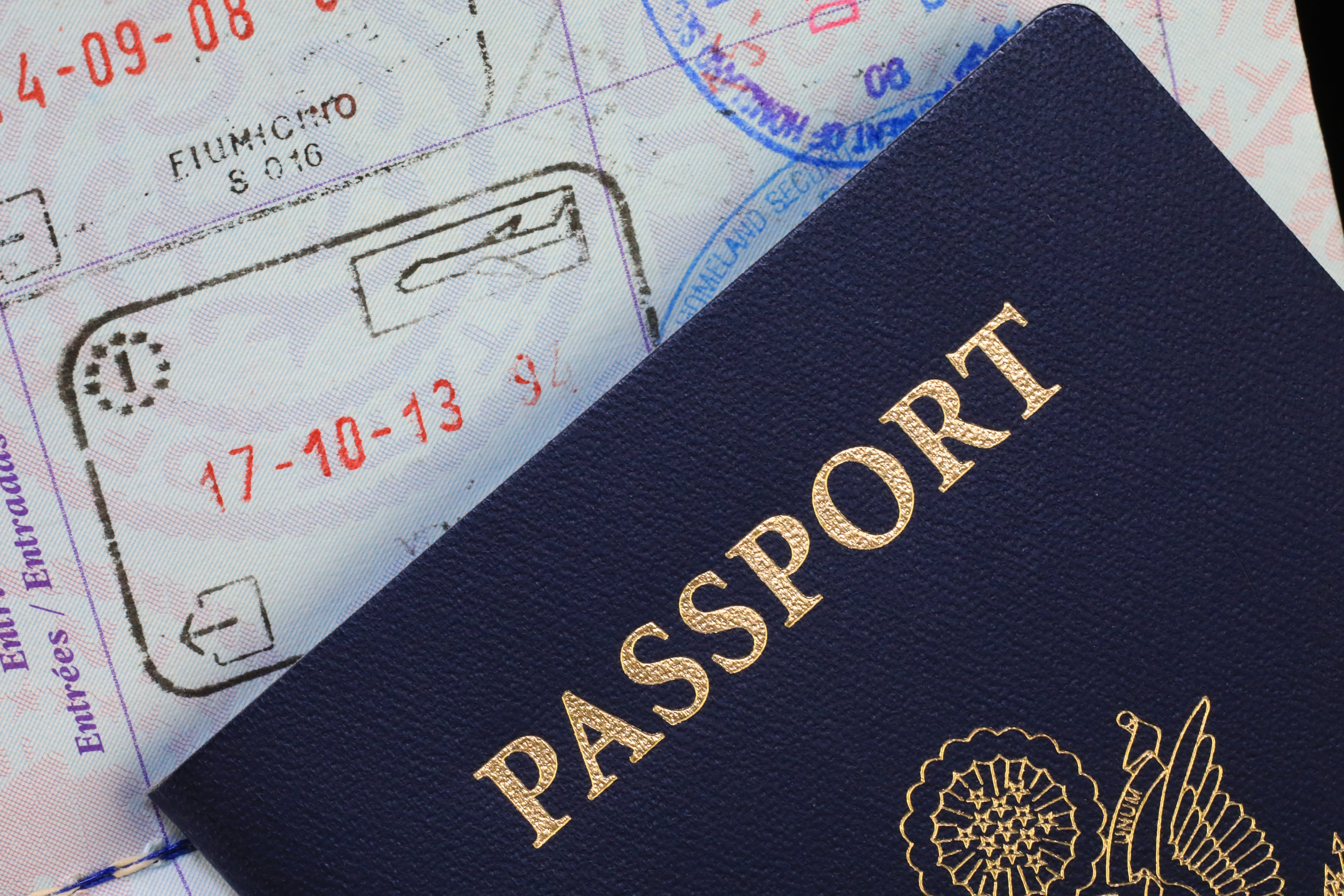 El documento diferente al pasaporte y a la visa con el que puede ingresas a Estados Unidos temporalmente.