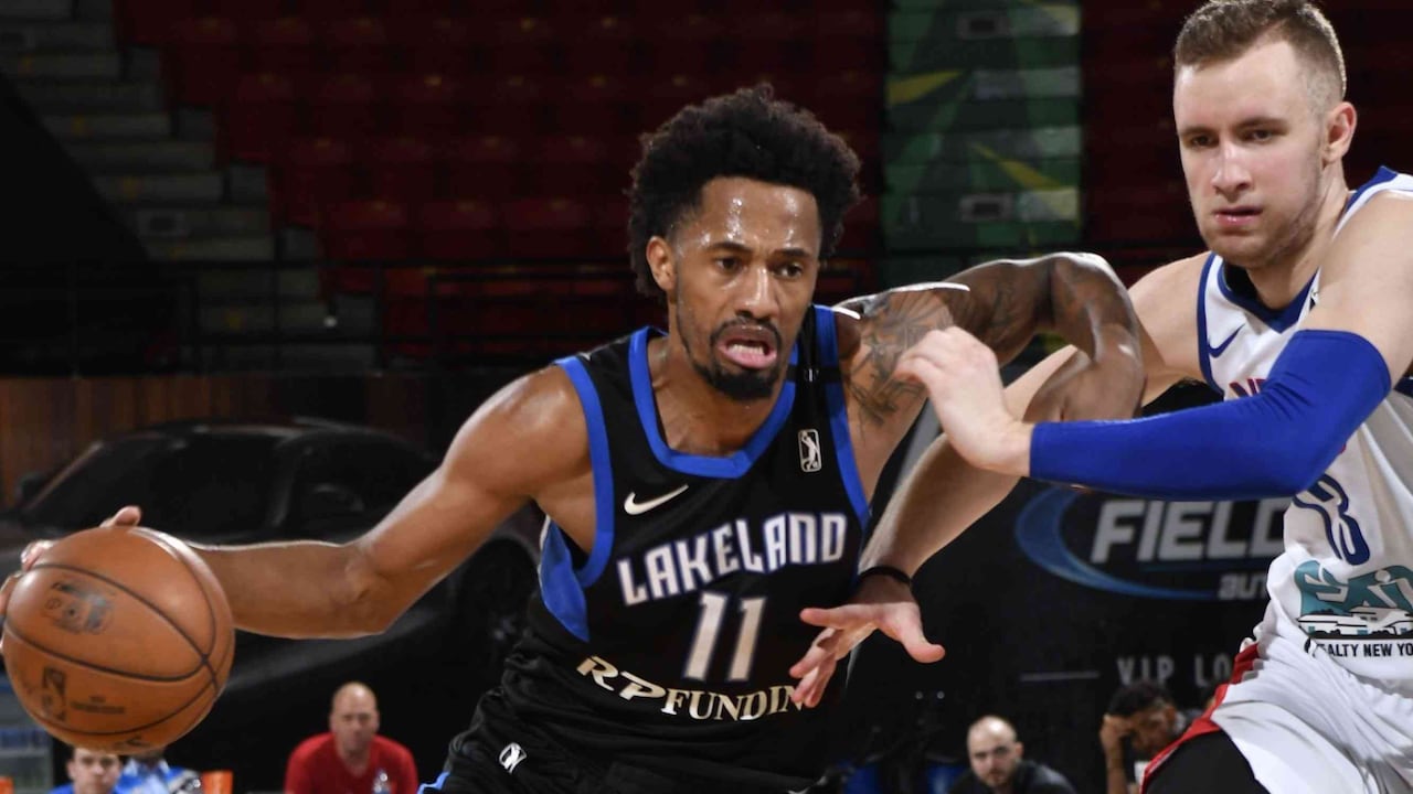 Angola clasificó a los playoffs de la G League con Lakeland Magic