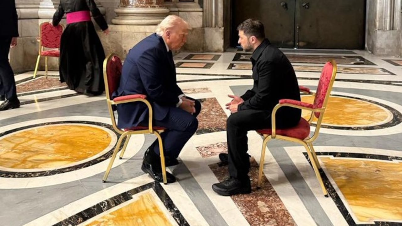 El presidente de Estados Unidos, Donald Trump, sostuvo una reunión “muy productiva” con su homólogo ucraniano, Volodímir Zelenski, en Roma.