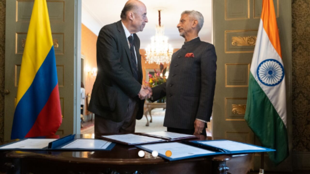 Canciller Álvaro Leyva se reunió con su homólogo de la India, Subrahmanyam Jaishankar.