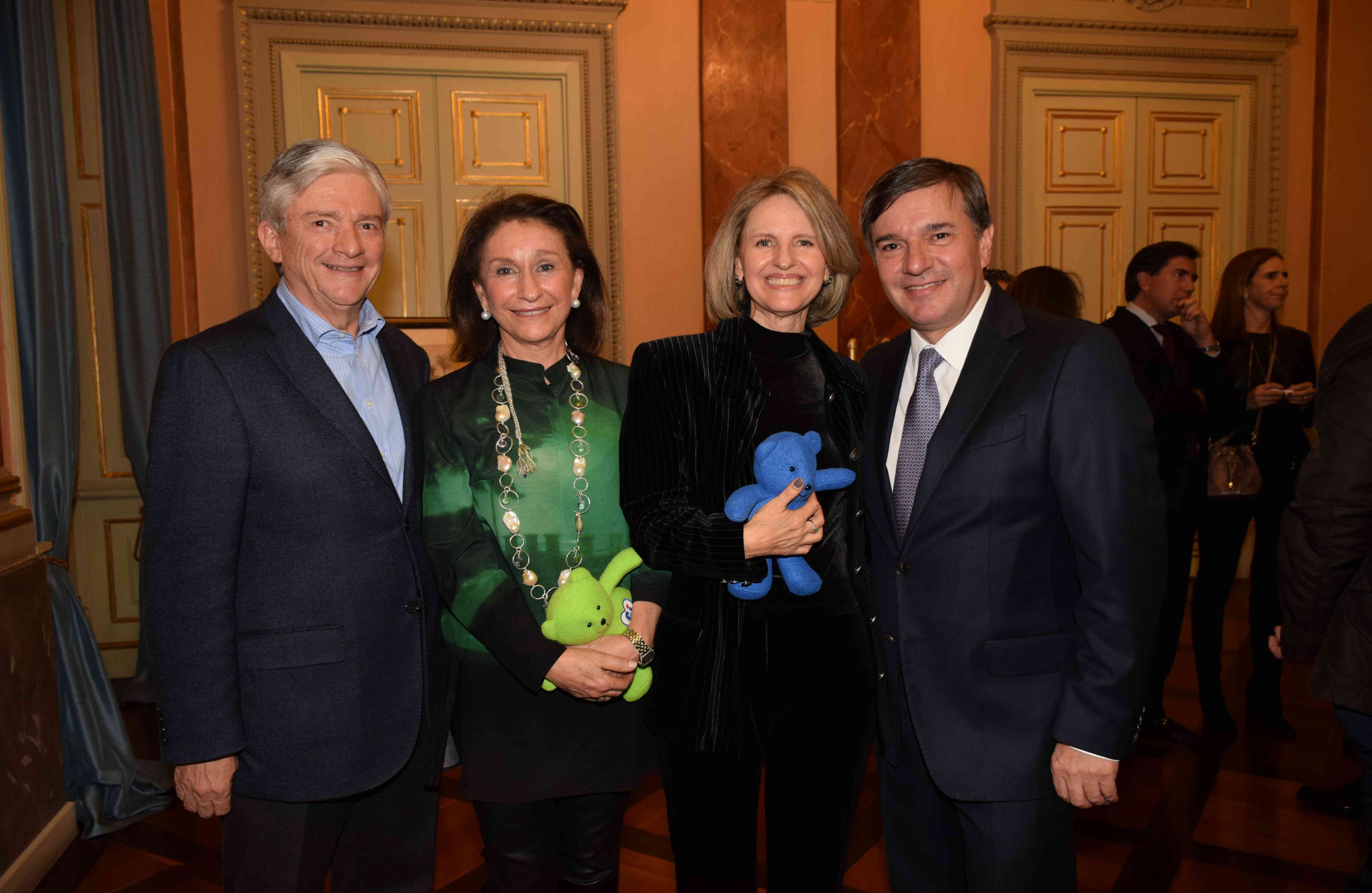 Carlos Antonio Espinosa, Anita Krell, Rocío Camacho y Santiago Cabrera.