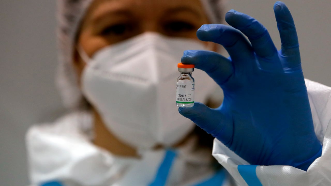 ¿Por qué República Domincana aplicará una tercera dosis de la vacuna de covid-19?