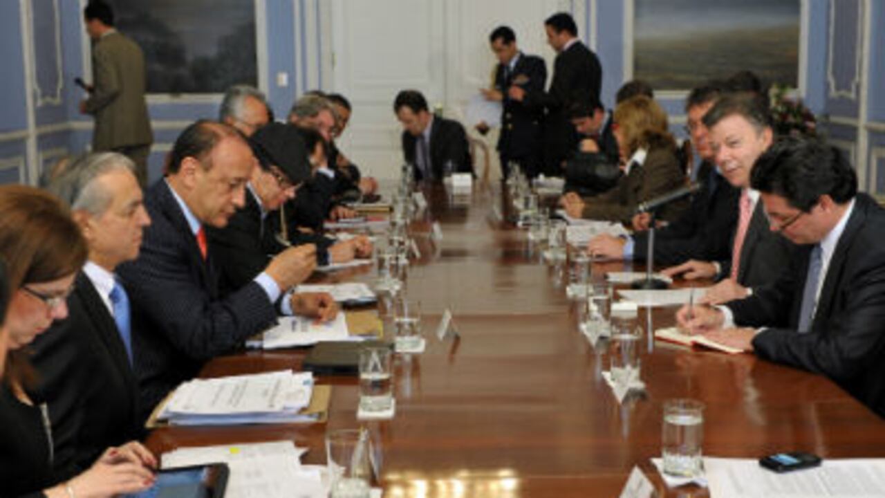 El presidente Juan Manuel Santos se reunió este viernes con el alcalde de Bogotá, Gustavo Petro.